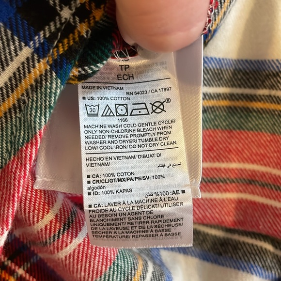 Old Navy White Tartan Loose Flannel Boyfriend Button Up Shirt - Picture 12 of 12